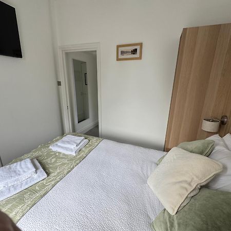 Denecrest Guest House 윈더미어 외부 사진